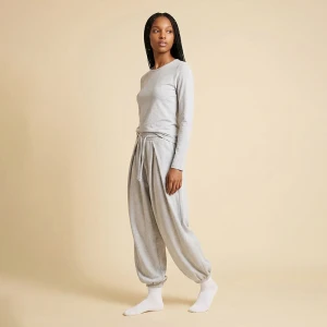 Jasnoszary komplet dzianinowy loungewear House