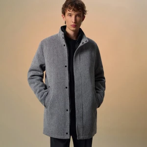 Jasnoszary płaszcz ze stójką i odpinaną podpinką House