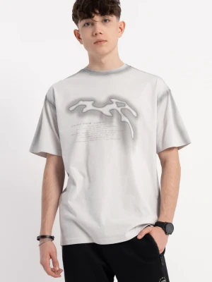 Jasnoszary t-shirt LOOSE z autorską grafiką z przodu Reporter