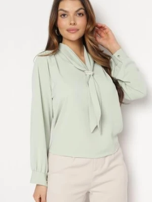 Jasnozielona Bluzka z Krawatem i Ozdobną Perłą Jonista j&x