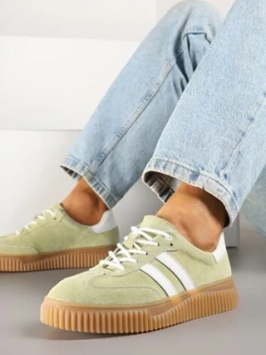 Jasnozielone Sneakersy z Zamszu na Niskiej Platformie Tenafina