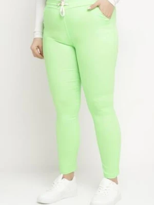 Jasnozielone Spodnie z Wysokim Stanem oraz Gumką w Pasie i Regulowanymi Troczkami Berlioza queene