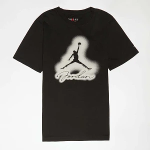 JDB MVP Airbrushed Shortsleeve T-Shirt, markiJordan, T-Shirts, w kolorze czarny, rozmiar: