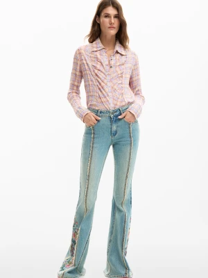 Jeans z przeszyciami w kwiaty Desigual