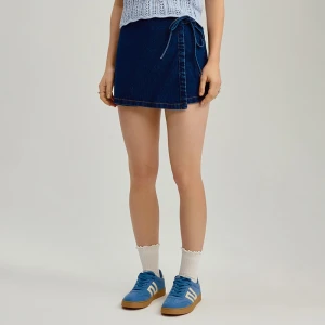 Jeansowe spódnico-spodenki z wiązaniem granatowe House