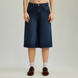 Jeansowe szorty bermudy z haftem na kieszeniach granatowe House