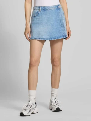 Jeansowy skort w jasnoniebieskim spraniu REVIEW