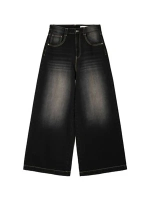 Jeansy baggy Bershka