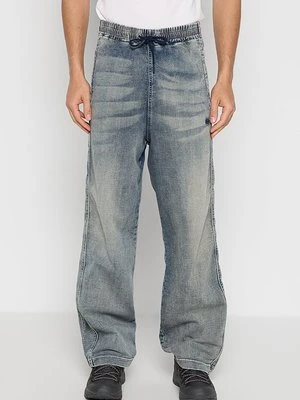 Jeansy baggy Diesel