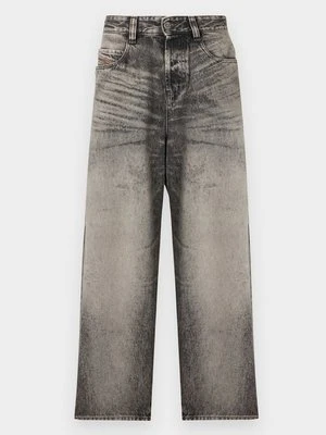 Jeansy baggy Diesel