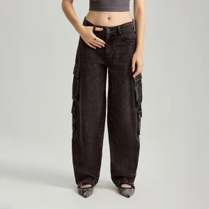 Jeansy baggy fit z kieszeniami cargo czarne House