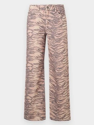 Jeansy baggy The Ragged Priest