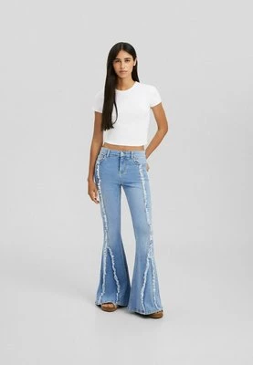 Jeansy Bootcut Bershka