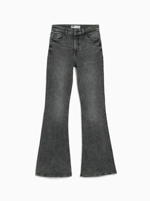 Jeansy Bootcut Bershka