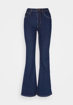 Jeansy Bootcut Cotton On