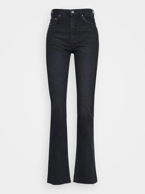 Jeansy Bootcut Gina Tricot