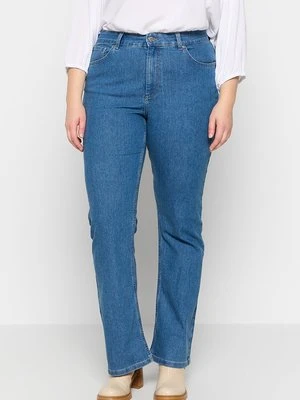 Jeansy Bootcut ONLY Carmakoma niebieski