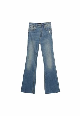 Jeansy Bootcut Stradivarius