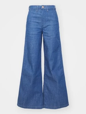 Jeansy Bootcut Wrangler