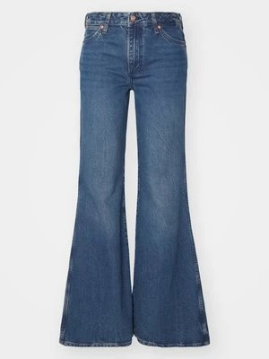 Jeansy Bootcut Wrangler