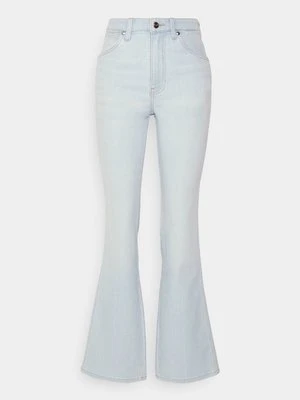 Jeansy Bootcut Wrangler