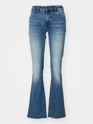 Jeansy Bootcut Wrangler