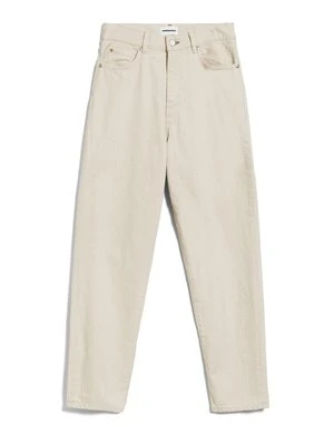 Jeansy damskie mom fit ARMEDANGELS