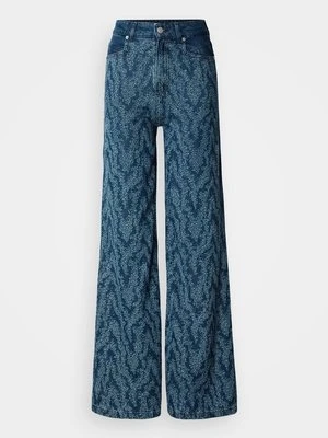 Jeansy Dzwony Boss niebieski denim