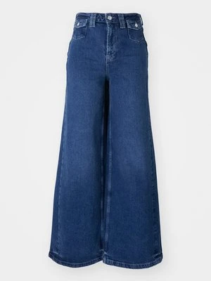 Jeansy Dzwony Free People