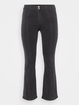 Jeansy Dzwony ONLY Carmakoma