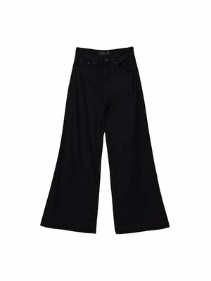 Jeansy Dzwony Stradivarius