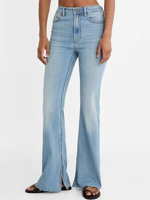 Jeansy Dzwony Stradivarius