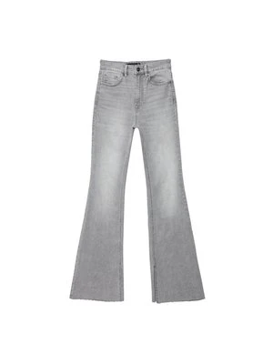 Jeansy Dzwony Stradivarius