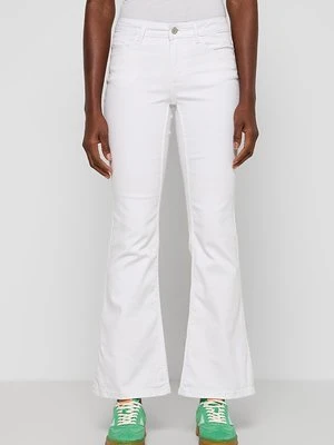 Jeansy Dzwony Vero Moda