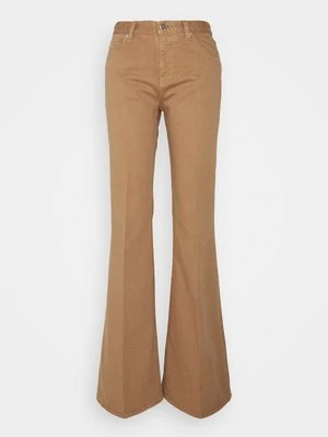 Jeansy Dzwony Victoria Victoria Beckham