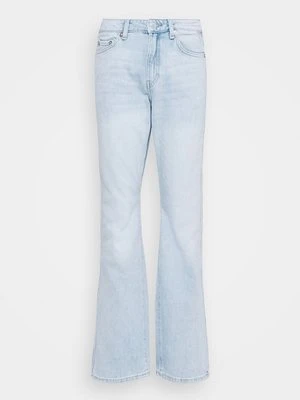 Jeansy Dzwony Weekday