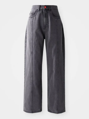 Jeansy loose fit BeWider