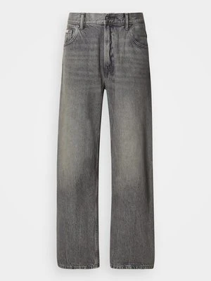 Jeansy loose fit Calvin Klein Jeans