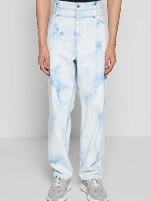 Jeansy loose fit closed