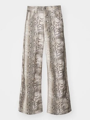 Jeansy loose fit Jaded London