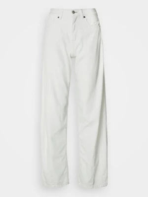 Jeansy loose fit Pepe Jeans biały