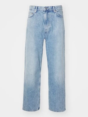 Jeansy loose fit Weekday