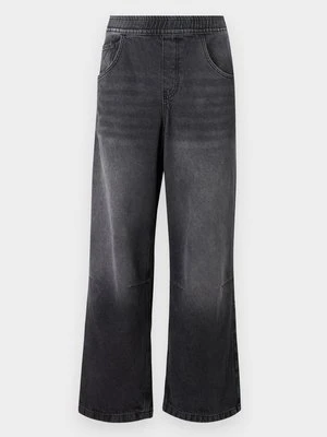 Jeansy loose fit YOURTURN