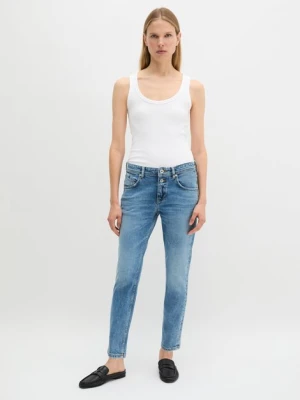 Jeansy model Theda boyfriend Marc O'Polo