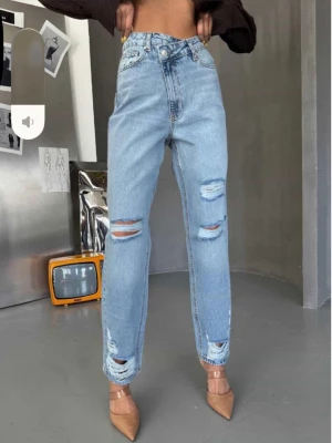 Jeansy mom fit z przetarciami KEANU - jeans  magmac 