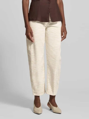 Jeansy o kroju barrel fit ze zwierzęcym nadrukiem model 'Mari Clear Zebra' OPUS PANTS