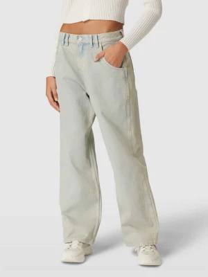 Jeansy o kroju low baggy fit z 5 kieszeniami model ‘DAISY’ Tommy Jeans