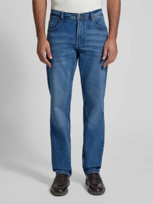 Jeansy o kroju regular fit z wpuszczanymi kieszeniami Christian Berg Men