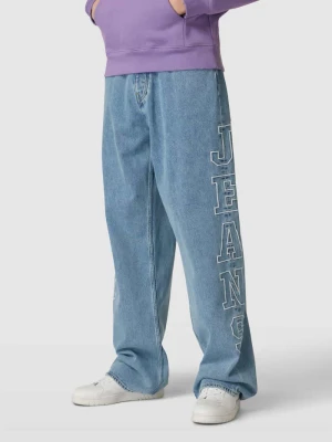 Jeansy o kroju relaxed fit z 5 kieszeniami model ‘AIDEN’ Tommy Jeans