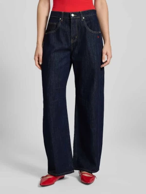 Jeansy o kroju relaxed fit z wpuszczanymi kieszeniami REVIEW